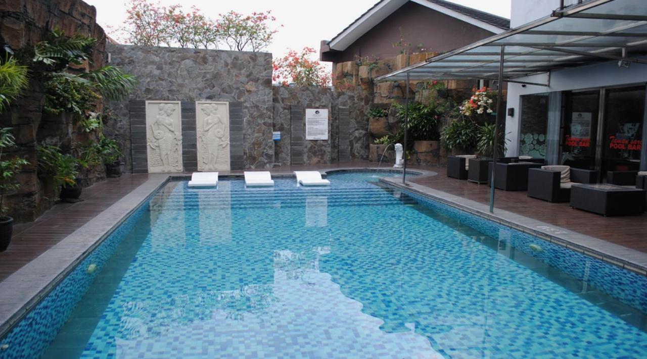 Hotel Arjuna Yogyakarta Exterior foto