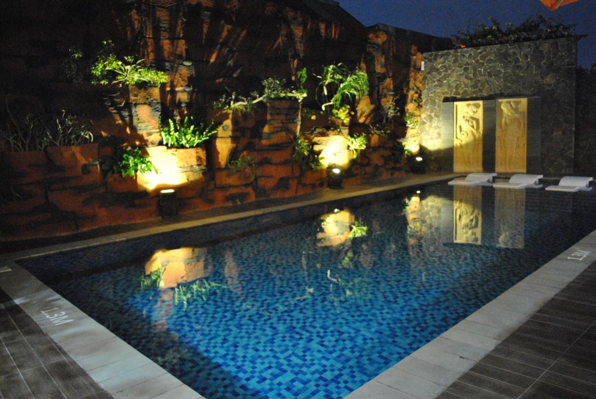 Hotel Arjuna Yogyakarta Exterior foto