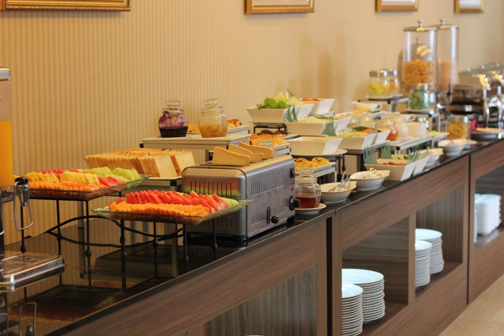 Hotel Arjuna Yogyakarta Zimmer foto